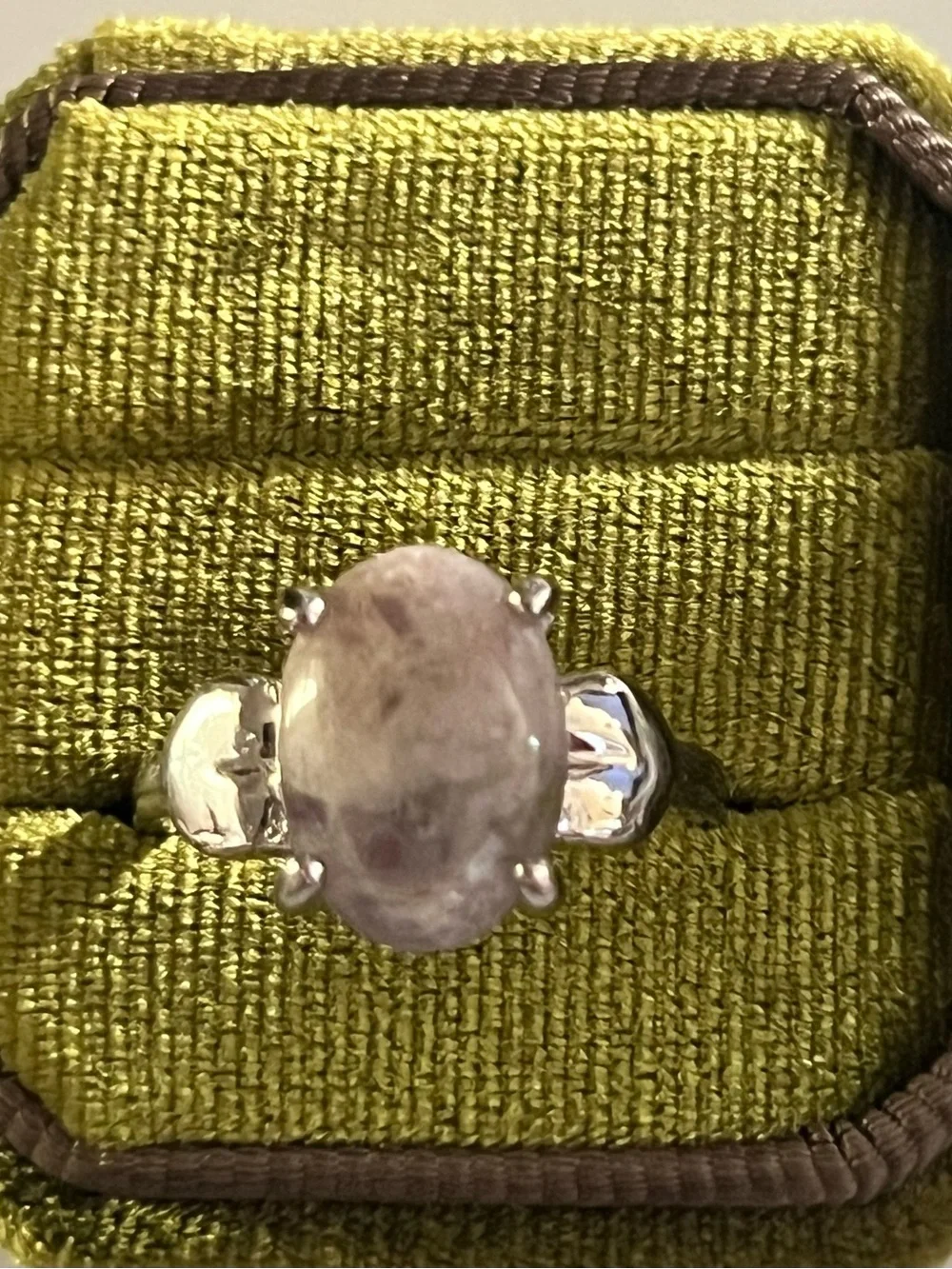 Elegant/Classic Titanium Steel Silver Purple Gemstone & Heart Accents Ring S 9